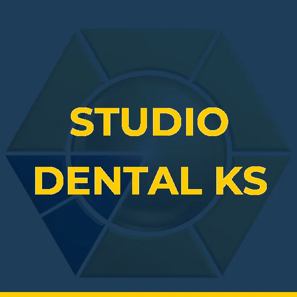 Foto de STUDIO DENTAL KS